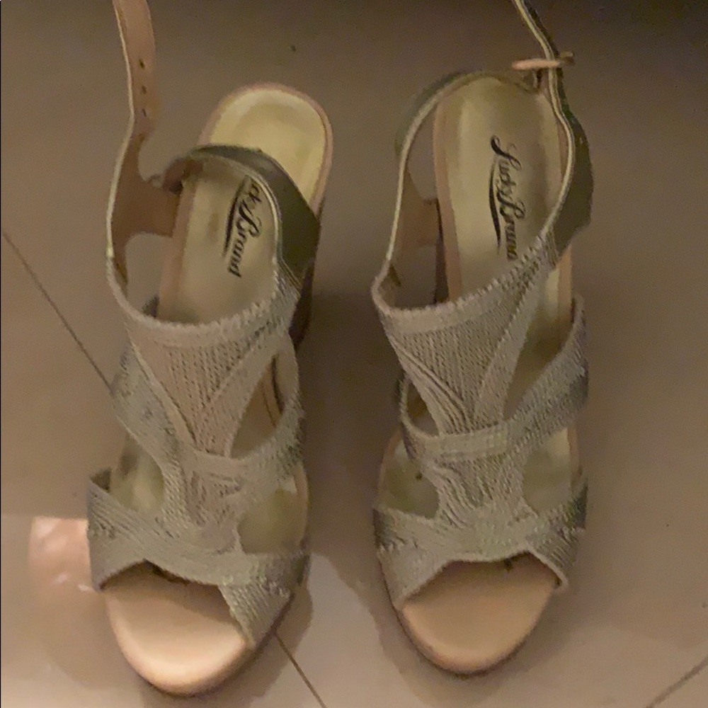 Gold Lucky Brand wedges, size 7 1/2 run small,